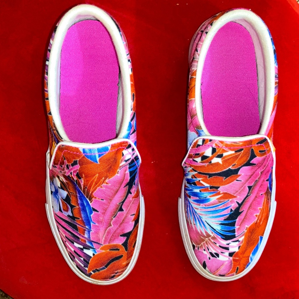 Nike Laser Fuchsia Court Royals